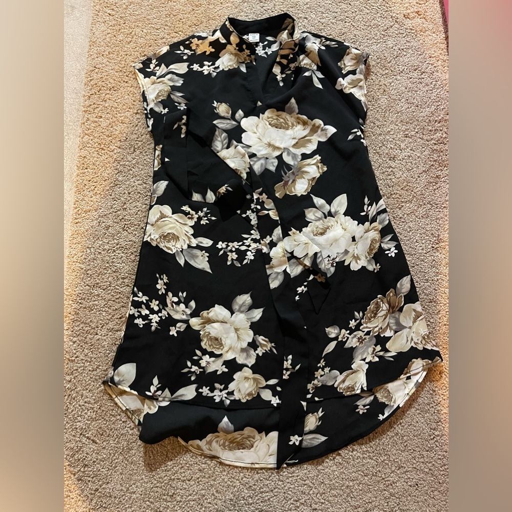 SHEIN Super Pretty Never Worn Girls Size 10y Flowered Dress